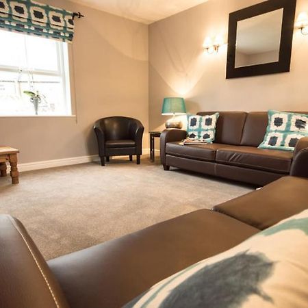 Haddon Cottage - Darwin Lake Holiday Village 매틀록 외부 사진