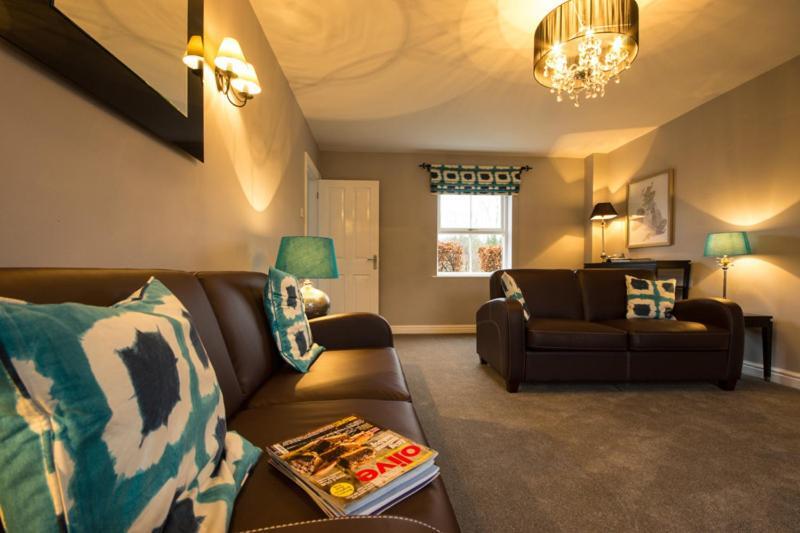 Haddon Cottage - Darwin Lake Holiday Village 매틀록 외부 사진